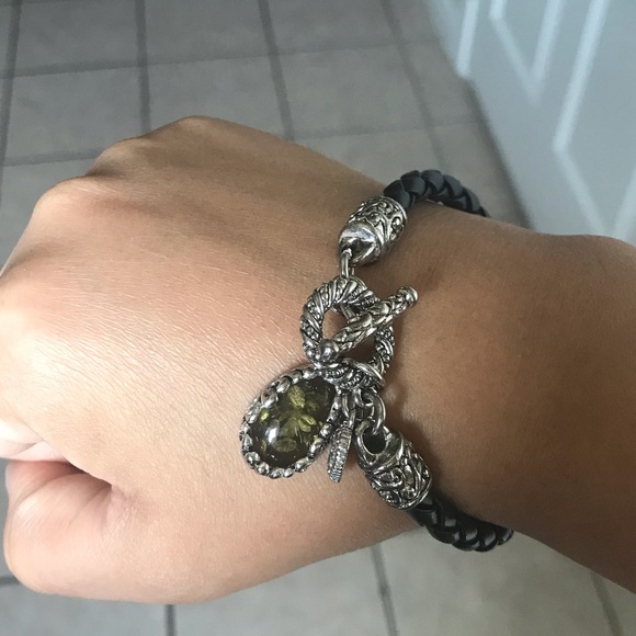 leather and Silver tone toggle bracelet 8.5”L - Picture 3 of 7